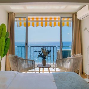 Apple Beach Studio By Bhomescostabrava